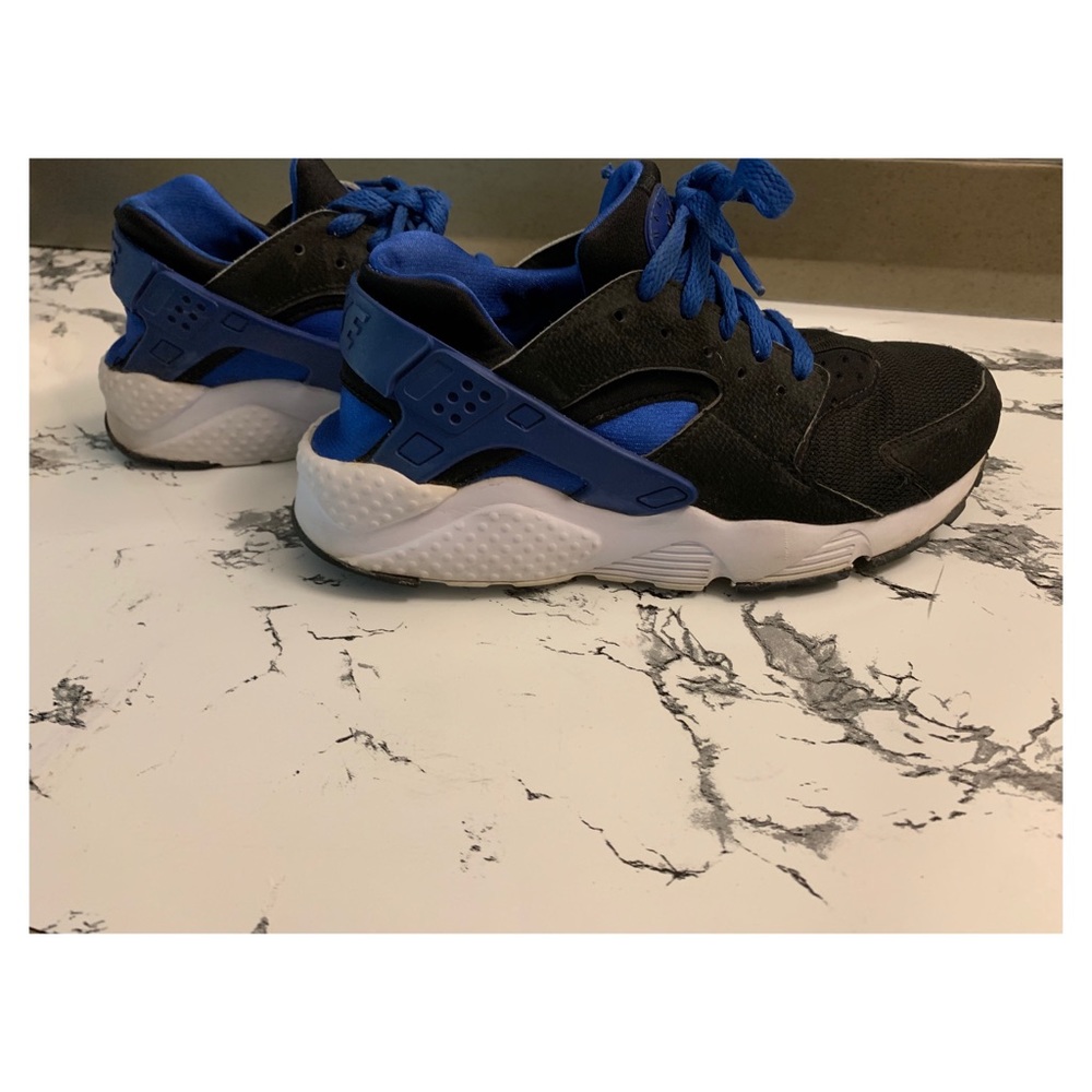 Nike huaraches